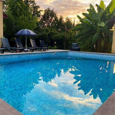 Hotel Villa Eniseli Kültér fotó