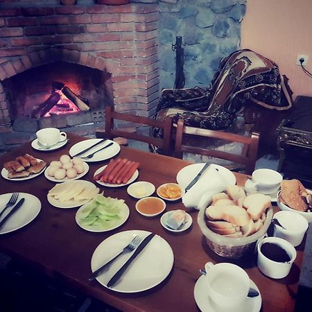 Hotel Villa Eniseli Kültér fotó