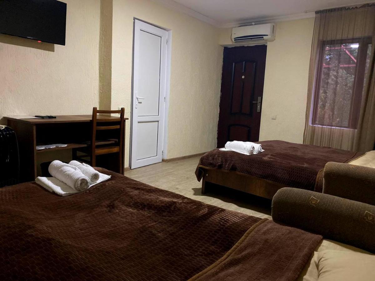 Hotel Villa Eniseli Kültér fotó