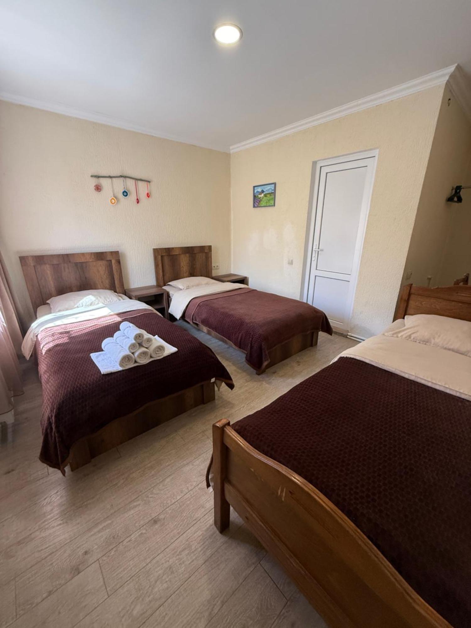 Hotel Villa Eniseli Kültér fotó